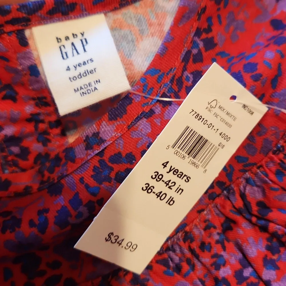 GAP nwt size